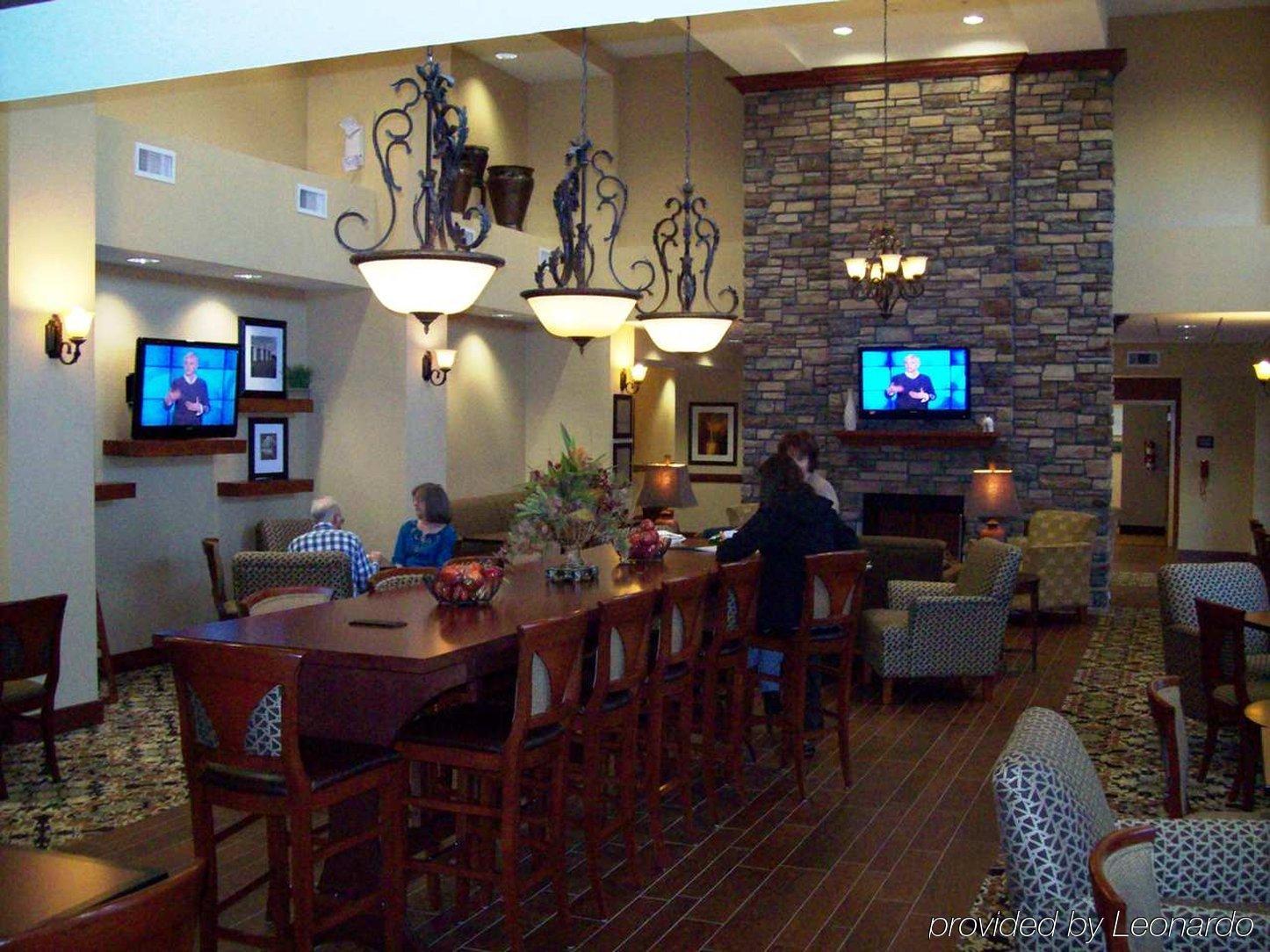 Hampton Inn & Suites Enid Restoran fotoğraf